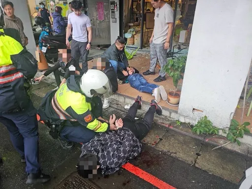 不滿上錯飲料89男變身「球棒隊」　怒砸咖啡店竟糗打傷自己