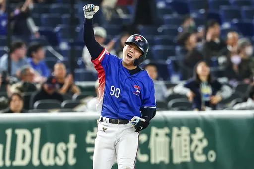 爽啦!中華隊8比2打爆對手 奪21年來對美國第1勝