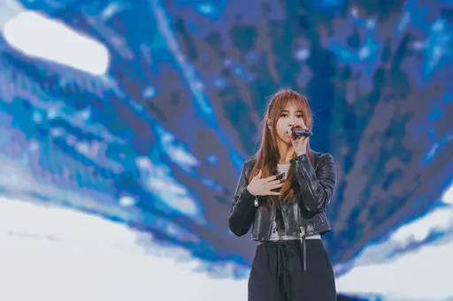 五月天冠佑18歲愛女美成這樣!上海處女秀驚艷全場