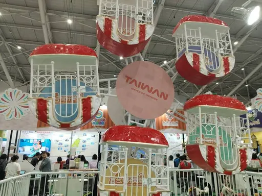 旅展出奇招!6米高「摩天輪」搬進場 免費搭看全景