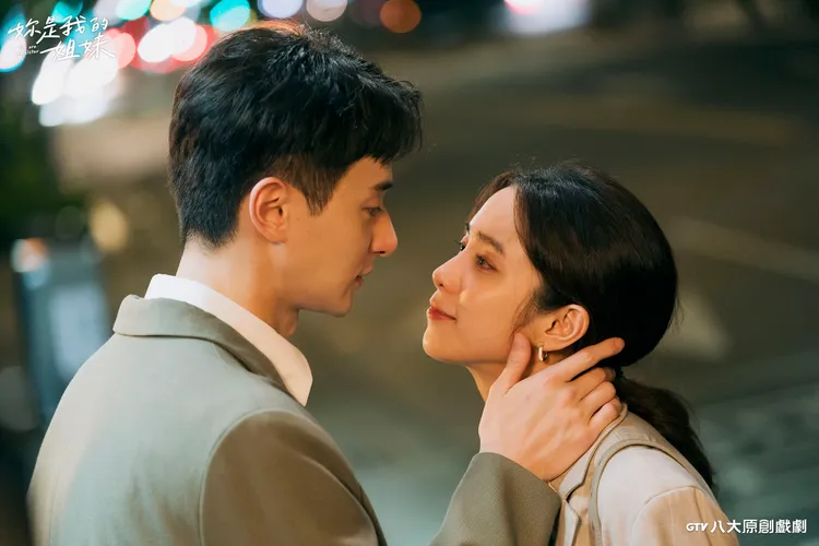 温貞菱（右）稱讚張軒睿是盡心陪伴家人的暖男。八大提供