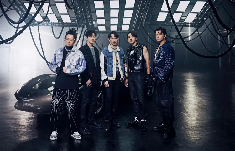 回憶殺男團Energy重磅開場。年代提供