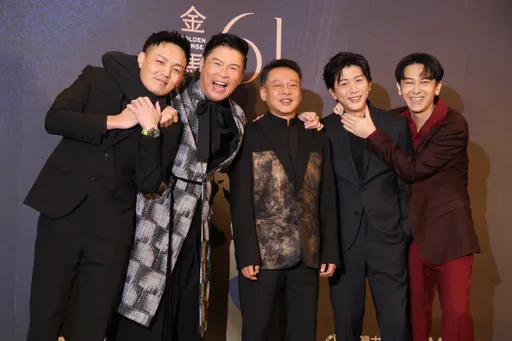 金馬61|春風自豪屁股最好看曝「私密刺青」 曾國城露臀喊「一件一件穿回來」