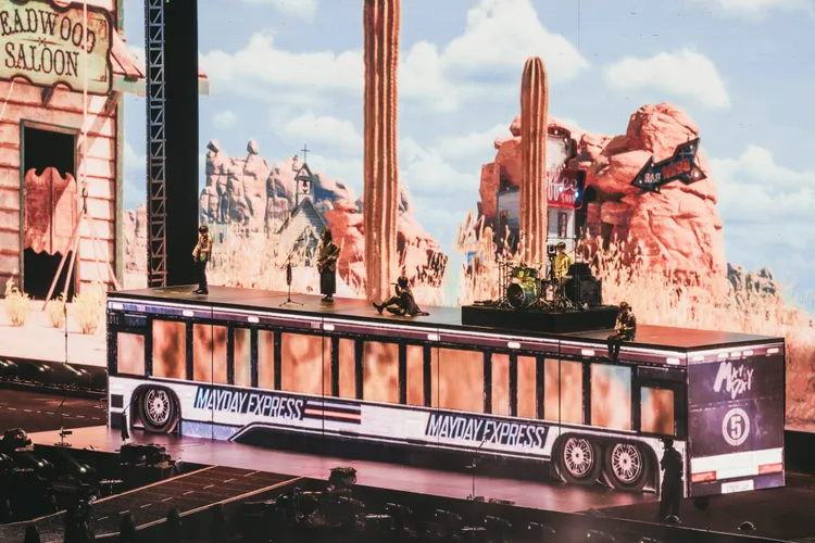 五月天《回到那一天》演唱會近日獲得德國「紅點設計獎」肯定。圖／相信音樂提供