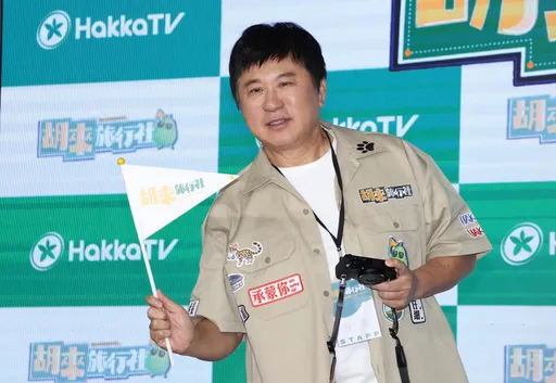 胡瓜2025除夕轉戰「娘家」華視回應了 確定不回民視嘆:今年不想碰