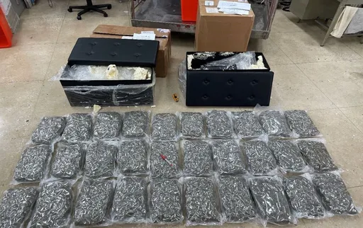 台美合作緝毒新頁!明仁會跨境運毒郵包 刑事局幹員赴美逮幕後主嫌