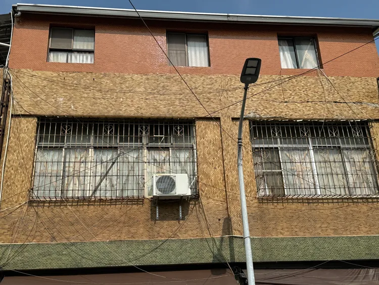 三姐弟住處已人去樓空。民眾提供