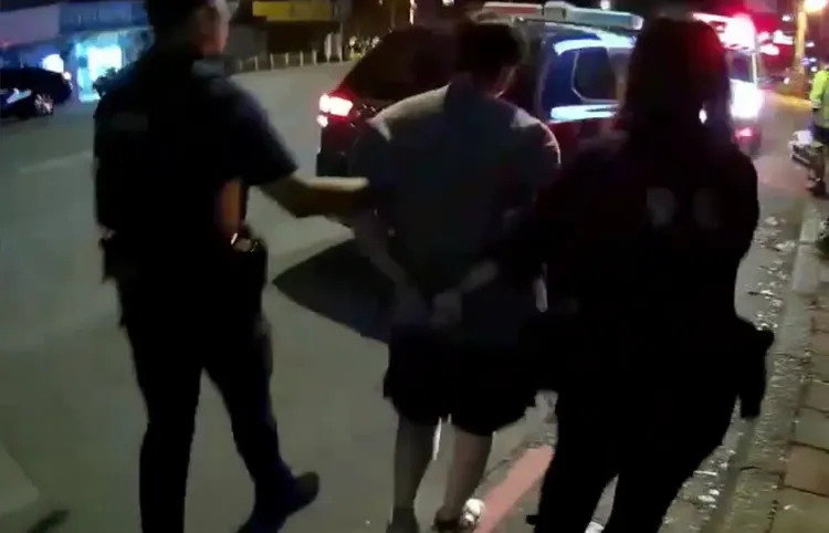 警到場將鄭女帶回保護管束。警方提供