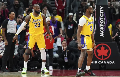 都怪暴龙！詹姆士父子第二度同时在场上　却仅有7.6秒