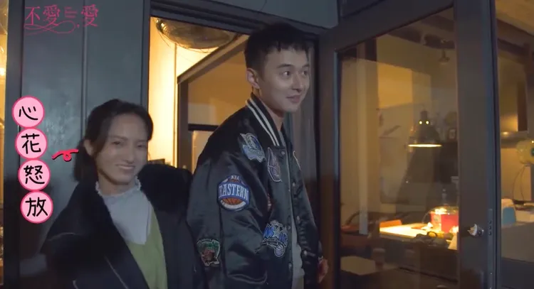 韓寧（左）得知張軒睿（右）在劇中喜歡的前三名角色都是佳兒，頓時心花怒放。翻攝自良人行影業臉書