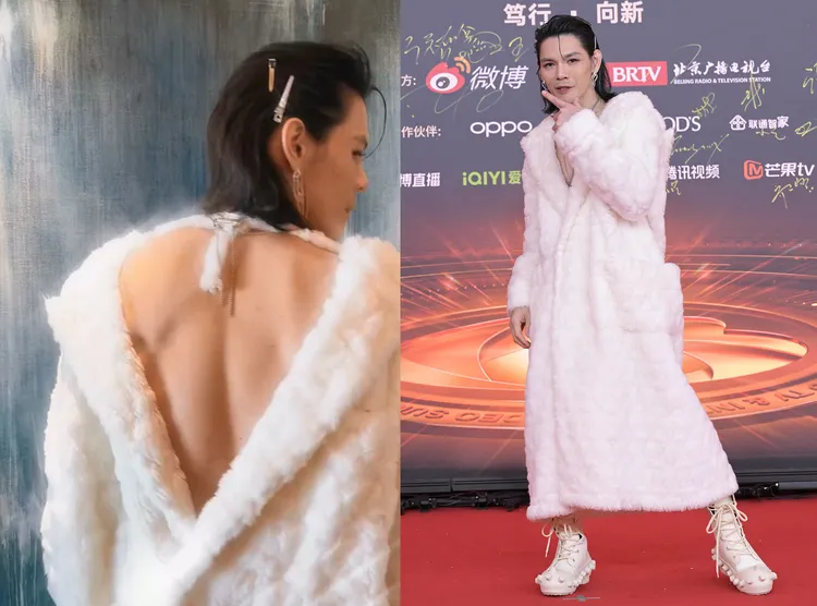 向佐背後也開深V。翻攝向佐微博、微博視界大會微博