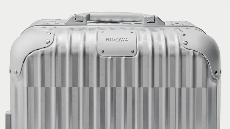 透過幾何圖案營造出不停變換、若隱若現的錯覺。品牌提供