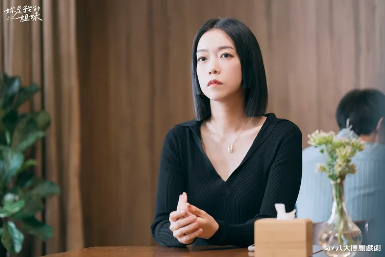 大霈在戲裡是職場菁英。八大提供