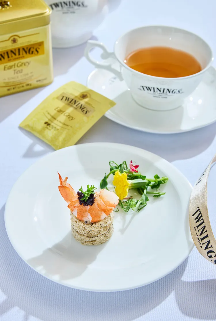 鮮蝦魚子醬伯爵餅。業者提供