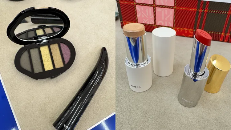 節慶限定彩妝（左起）卓越五色眼彩盤2700元、魅惑睫毛膏1800、回憶幻彩膏1900、豔紅唇膏2200元。張家玲攝