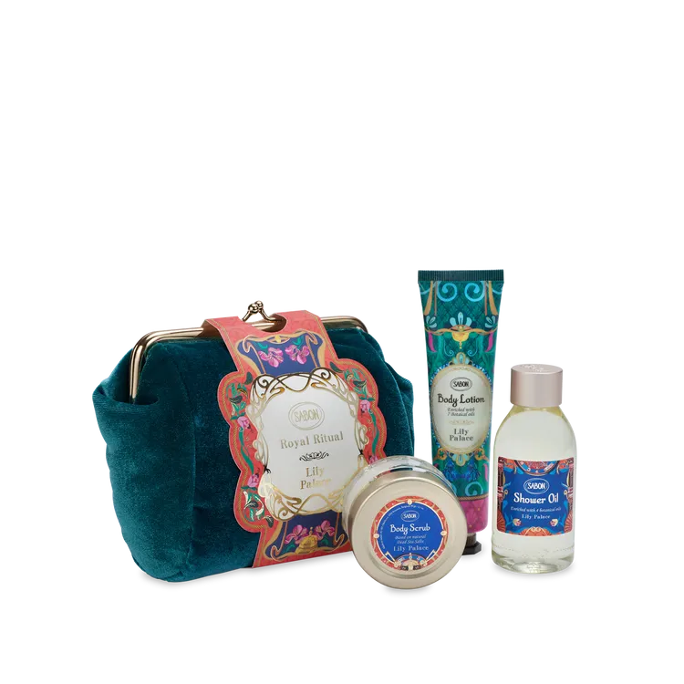 微風南京1F SABON 明星三部曲宮廷禮盒-美好年代(沐浴油100ml、身體磨砂膏60g、身體乳液50ml) 推薦價 1,980元