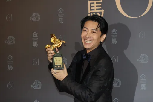 施名帥奪男配角朱芷瑩飆淚!上台高喊「金馬獎是我的」 後台開心飆髒話