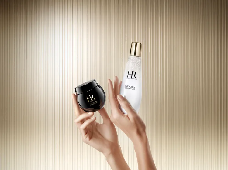 倒數月曆中有50ml黑蹦帶修護乳霜以及200ml極致高光全能水凝露兩正貨。品牌提供