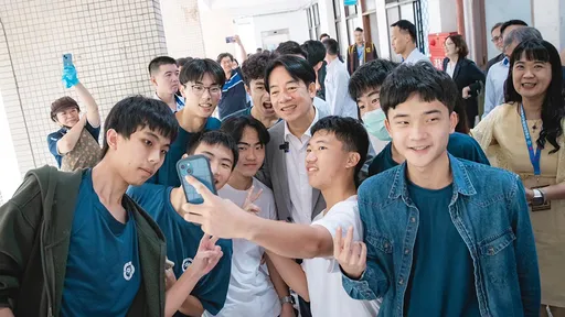 賴清德問「和平之路3選項」　馬英九：總統用詐術欺騙高中生