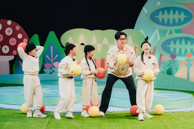 品冠（右二）透露自己也曾是緊張大師。富邦文教基金會提供