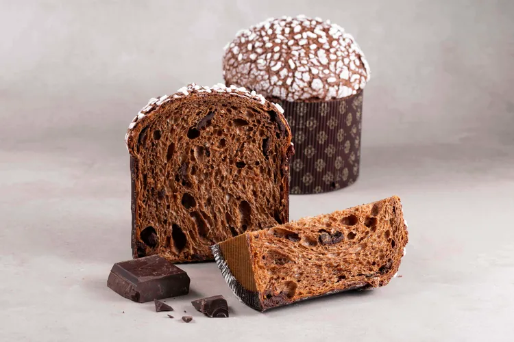 巧克力潘娜多妮1480元(500克)、2200元(750克)。業者提供