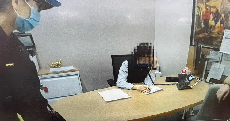 警方到場攔阻詐騙。警方提供