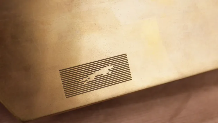 Jaguar的「leaper」躍豹品牌徽飾，在全新的品牌轉型上，也將採全新設計重現世人。原廠照片