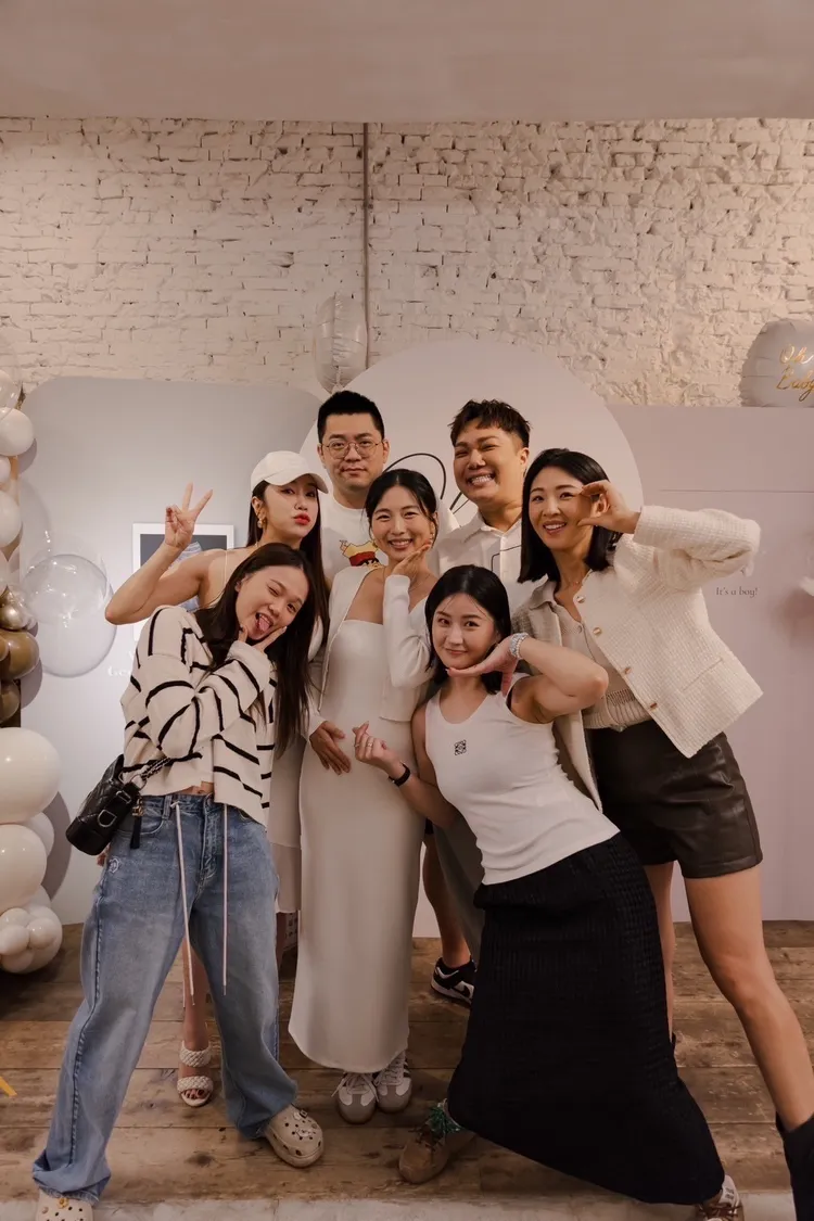 賴珮如日前舉辦性別趴，好友齊聚見證。圖／賴珮如經紀人提供