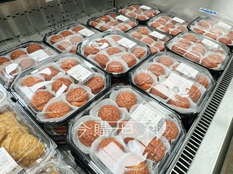 好市多推出新的泰奶口味泡芙。翻攝自Costco好市多 商品經驗老實說臉書社團