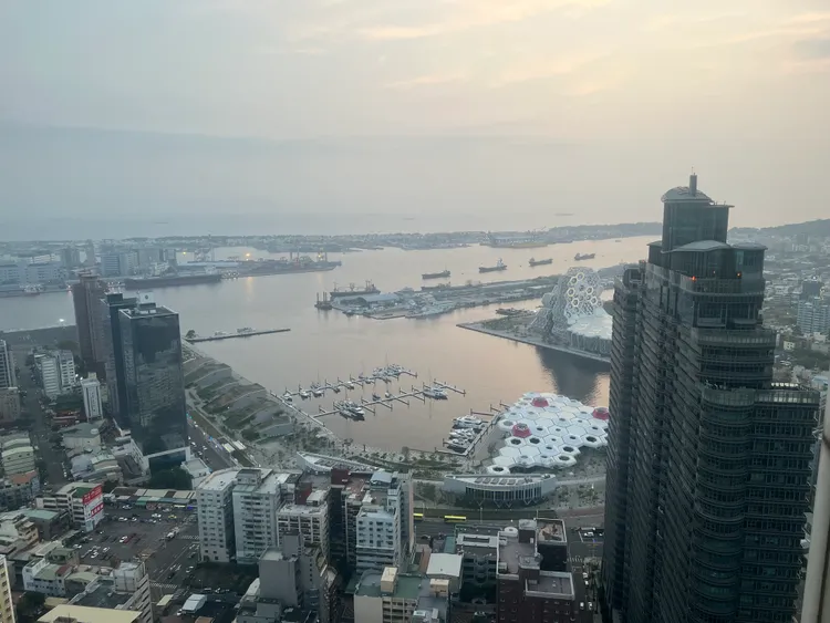 亞洲新灣區目前房價落差大，從4-6字頭均有。葉家銘攝