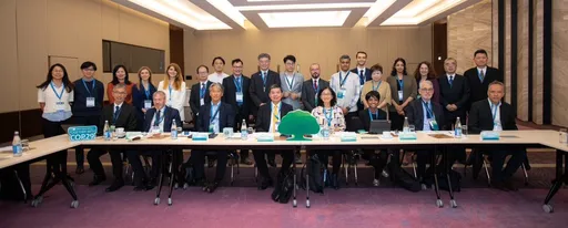 国泰金COP29气候领袖论坛 总座李长庚:解锁系统性变革有两关键