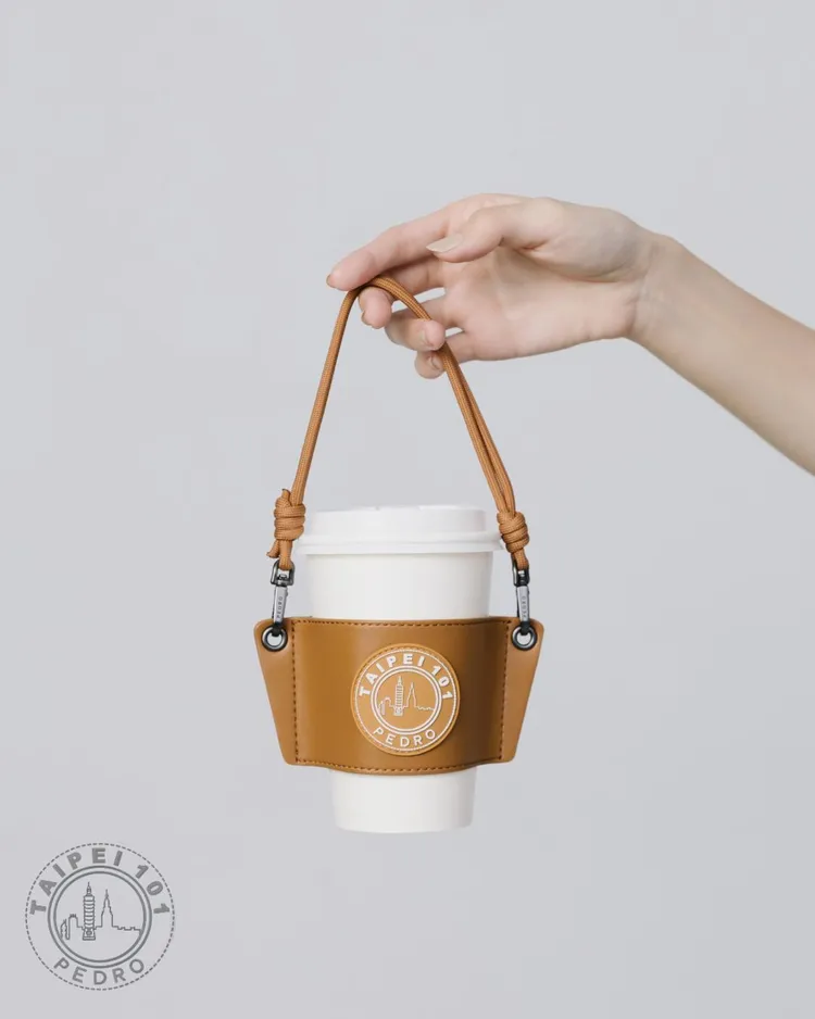 PEDRO台北101限定城市漫遊飲料提袋，690元。品牌提供