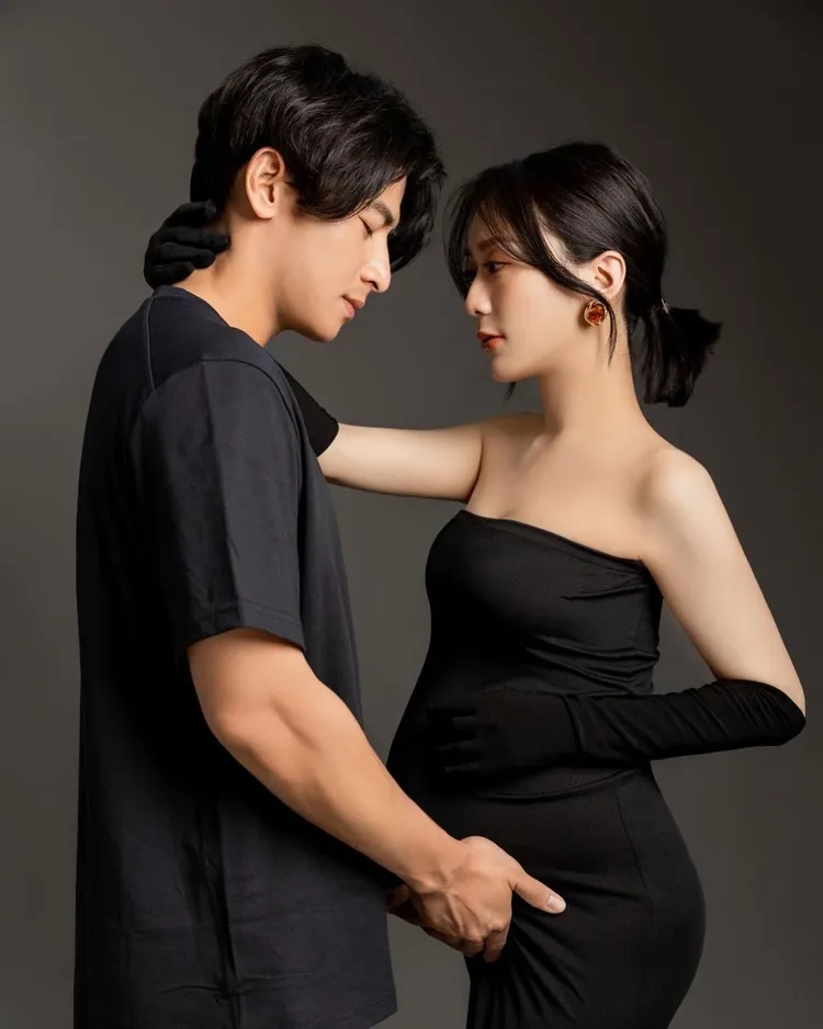 陳傑憲和老婆綺綺一起拍孕婦寫真。翻攝綺綺IG