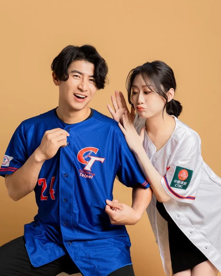 陳傑憲和老婆男帥女美。 翻攝 hsien_1994 IG