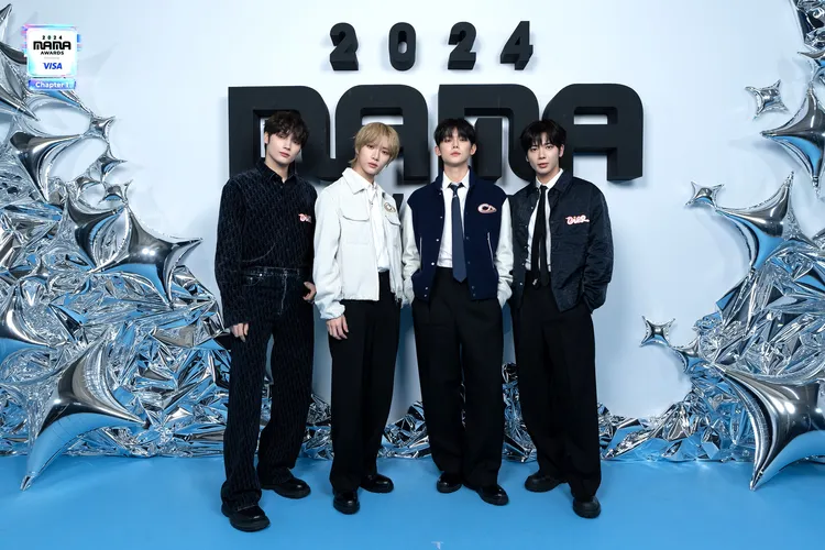 TXT因隊長秀彬健康亮紅燈暫停活動，4缺1現身領獎。翻攝Mnet