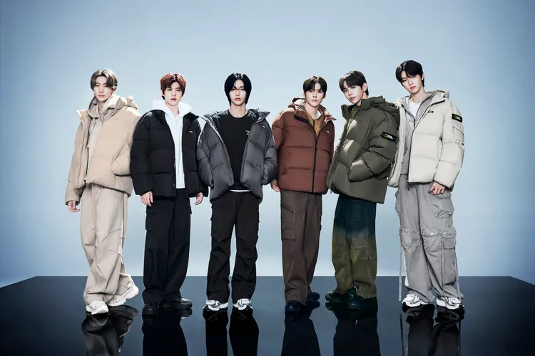 RIIZE演繹國家地理2024秋冬羽絨系列。品牌提供