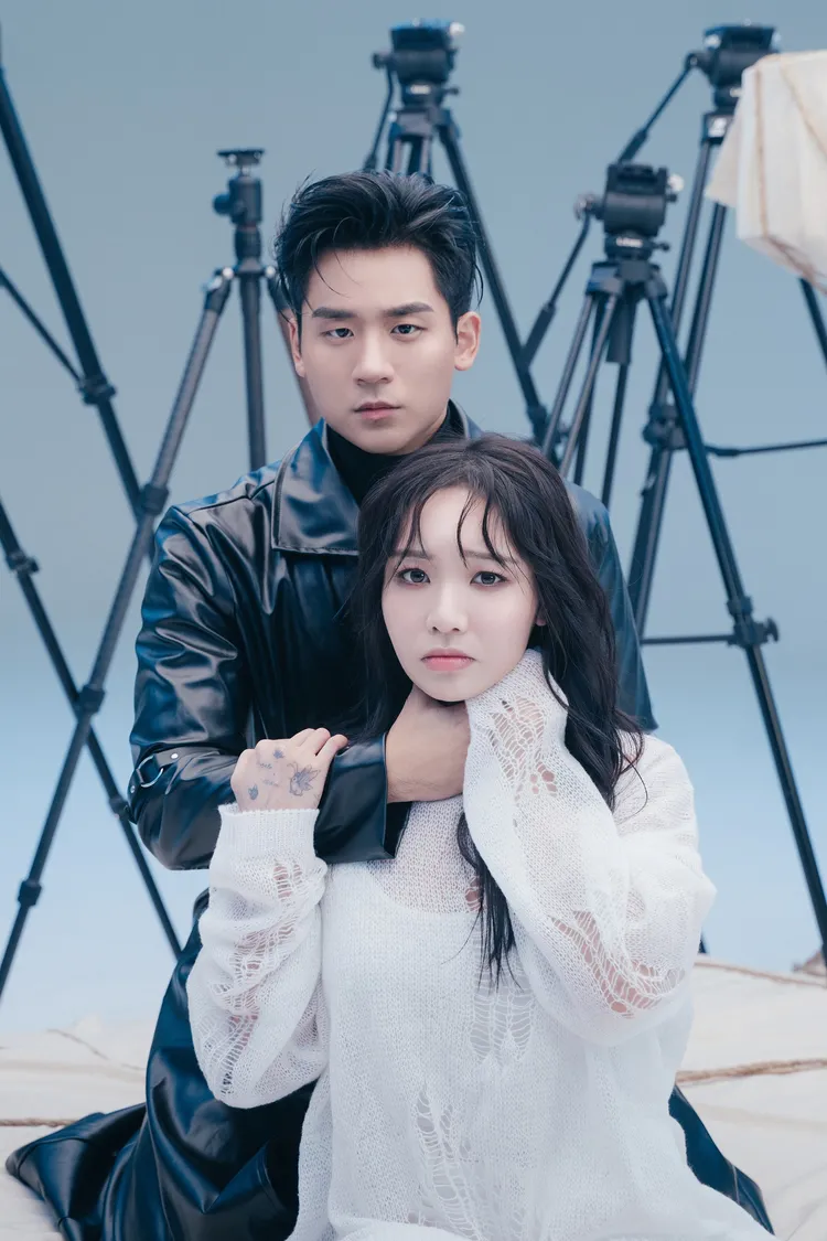 最後MV大反轉，李杰明成為被控制囚禁的人。陶山音樂提供