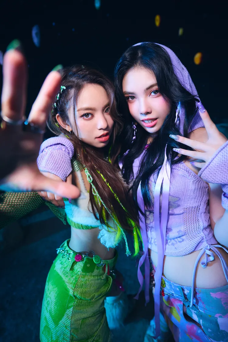 babyMINT成員粼粼（左）與Vikky。圖／華研國際提供