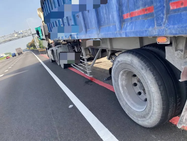 肇事大貨車。民眾提供