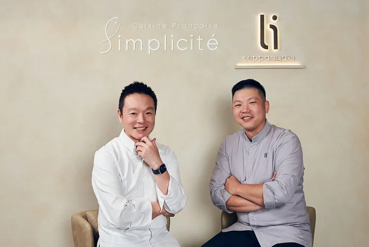 li teppanyaki無菜單鐵板料理主廚Eric與Simplicité主廚相原薰（Kaoru Aihara）。業者提供