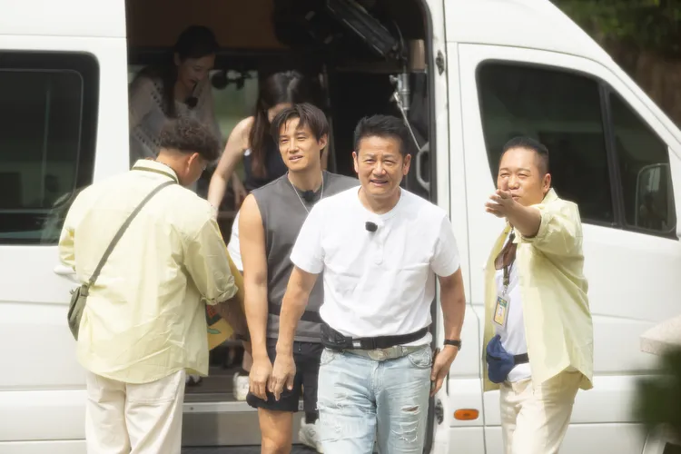 《全明星出發吧！》首集嘉賓起來徐乃麟、徐新洋父子檔。好看娛樂提供