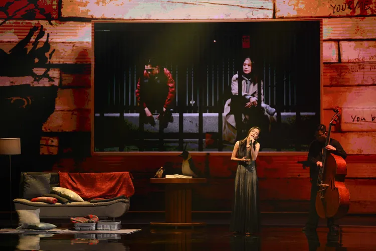 安溥在金馬舞台獻唱。金馬執委會提供