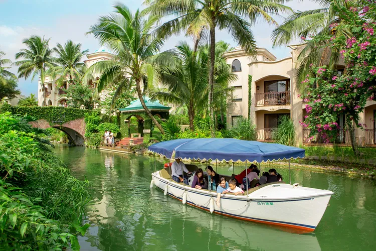 花蓮理想大地渡假飯店 房費下殺再加贈7選3的活動體驗，每晚含稅5899元起。業者提供