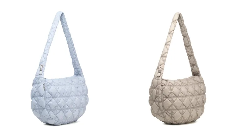 CARLYN Mega Cozy中性風雲朵包，各3980元。品牌提供