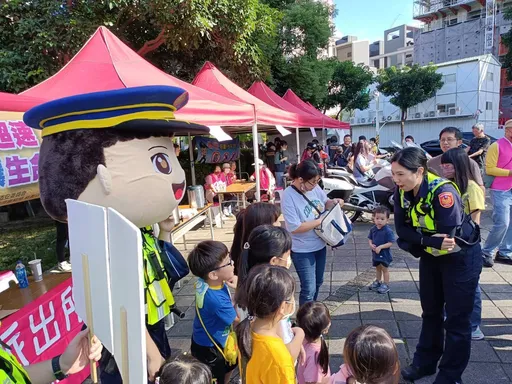 現身「有愛無礙親子泡泡派對」強化交安宣導 桃警提5大重點違規將加強取締