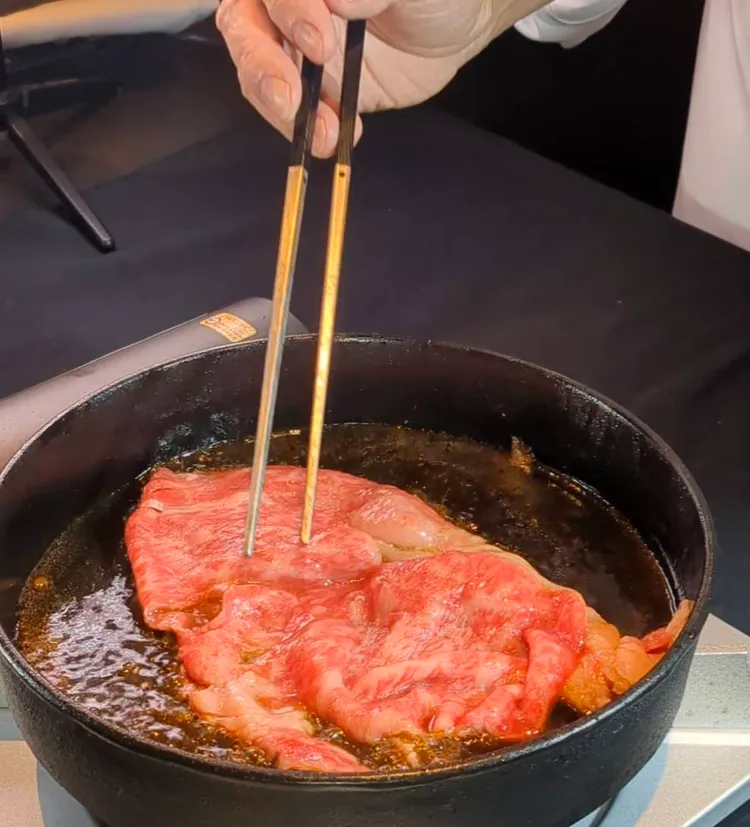 真珠牛壽喜燒。業者提供