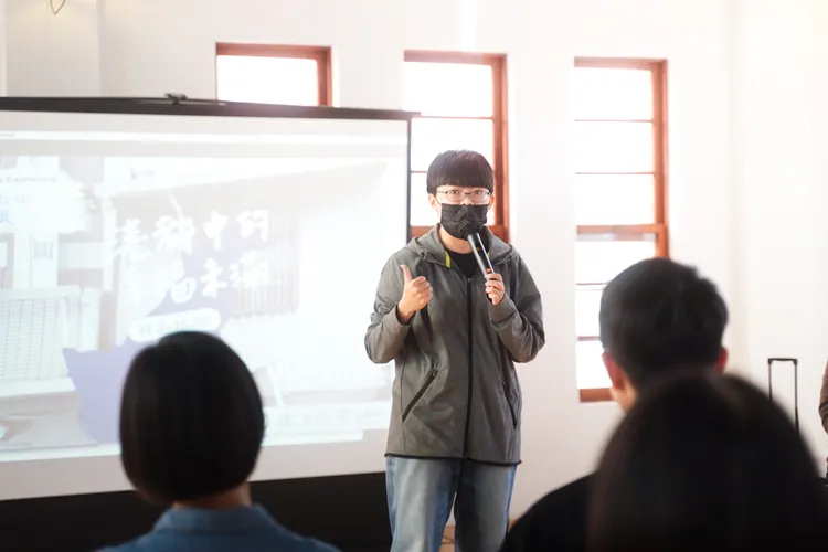 楊紫婷說，貧窮並非僅是經濟條件匱乏，而是特定群體在社會不利處境。翻攝畫面