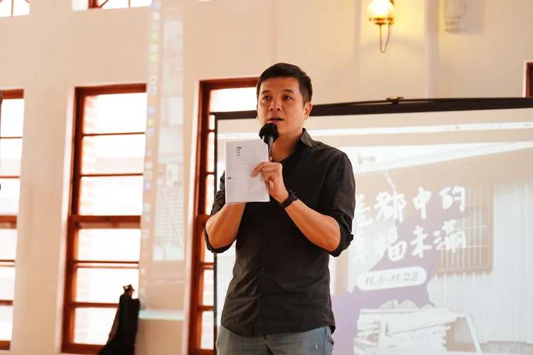 宋世祥希望透過展覽期待讓大家了解高雄的長照動態與需求樣貌。翻攝畫面