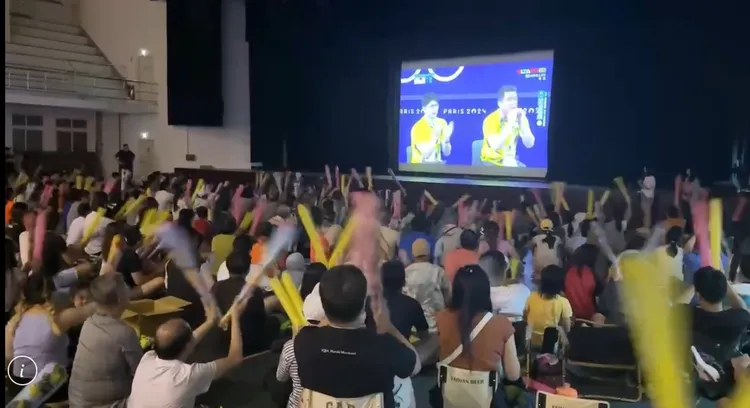 新北市議員蔡淑君與醒吾科大再攜手，於校內體育館「金牌加油場地」辦理2024世界棒球12強賽台日大戰戶外轉播。資料照片