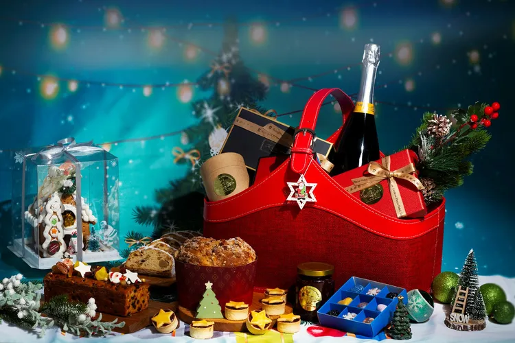 台北遠東香格里拉節慶限定「奢華禮籃」，深受企業拜訪客戶及年節送禮的青睞，每個5500元。業者提供